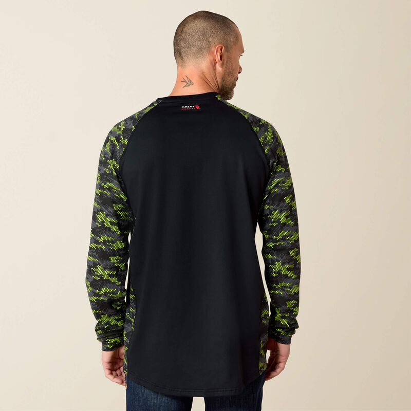 ARIAT - FR AC Stretch Camo Baseball T-Shirt. BLACK/LIME CAMO